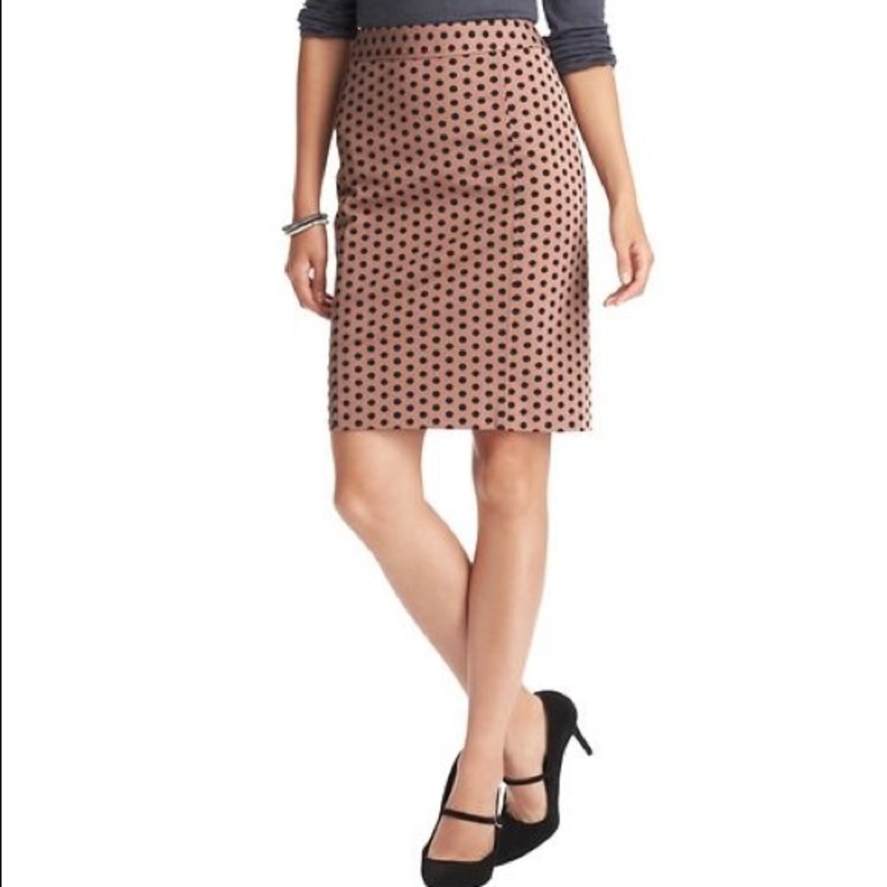 Super Flattering Pink Loft Pencil Skirt